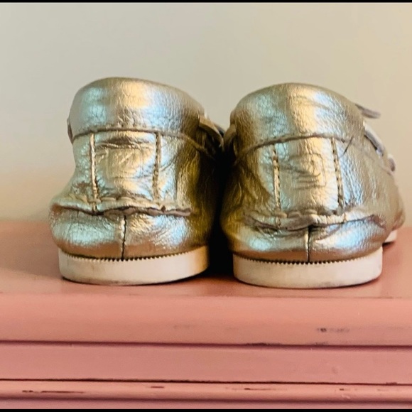 SPERRY Gold/Metallic Top Sider Boat Shoe size 8 - Picture 4 of 5